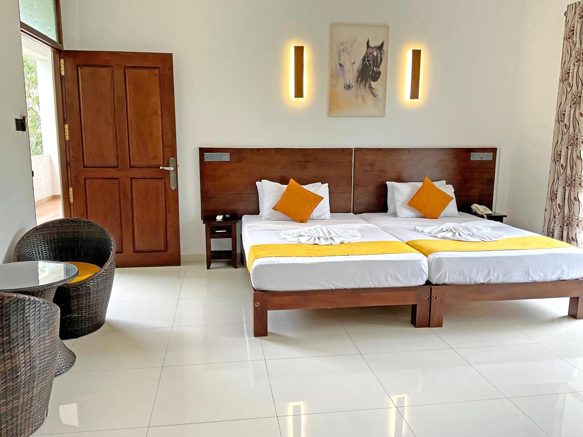 Grand Detagamuwa Hotel Катарагама Екстер'єр фото
